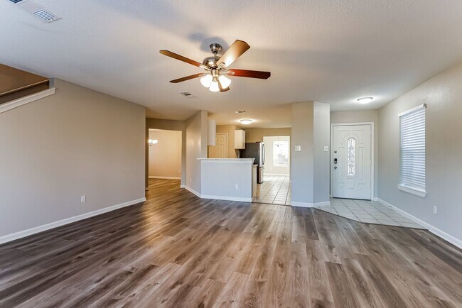 Photo - 20735 Fox Cliff Ln