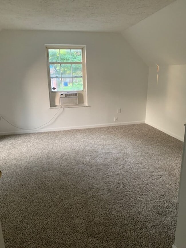Awesome & Affordable - 3br/3bth Near Meharry, Midtown, & Downtown!! - Awesome & Affordable - 3br/3bth Near Meharry, Midtown, & Downtown!!