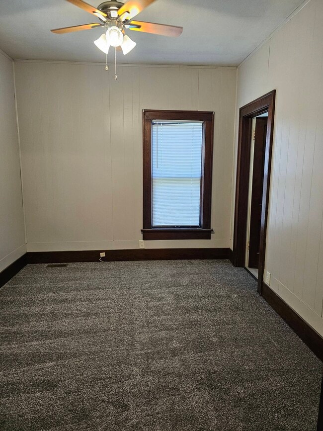 Photo - 1506 Greenwood