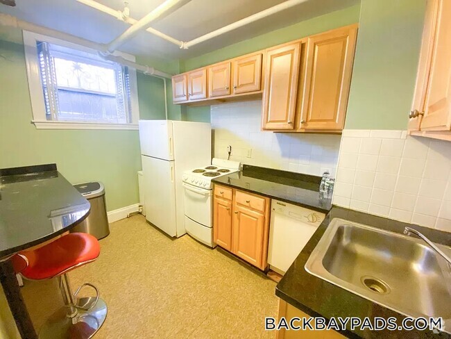 Building Photo - 239 Commonwealth Ave Rental