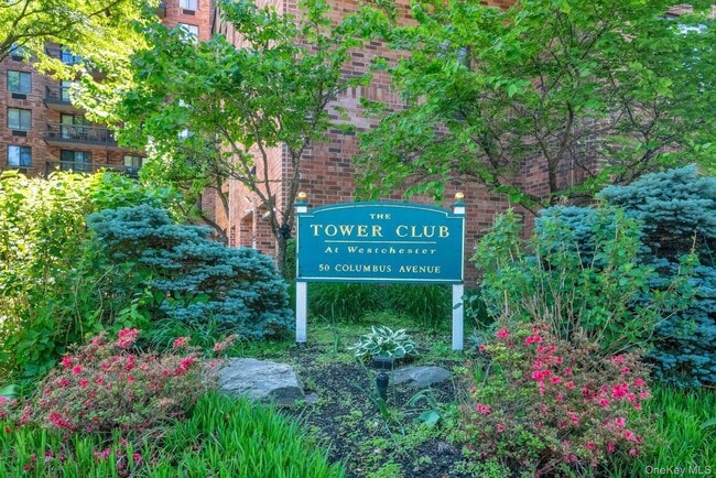 Building Photo - 50 Columbus Ave Unit 817