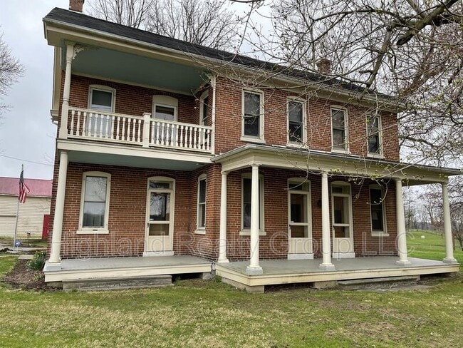 Building Photo - 97 Penn St