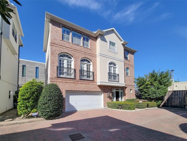 Photo - 2614 Wroxton Rd