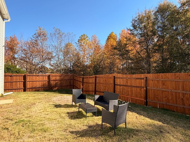 Photo - 301 Long Grove Ln