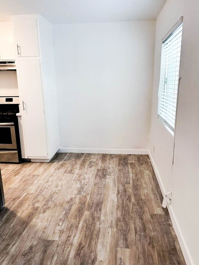 Photo - Venice - Close to the Waves - 1st Floor La... Unidad #1