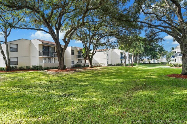 371 NW 87th Terrace Unit 371