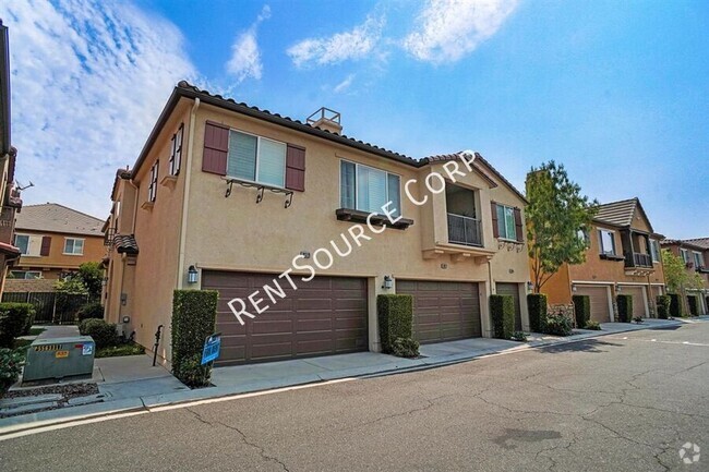 Building Photo - 3 Bedroom Townhome for Lease in Mariposa C...