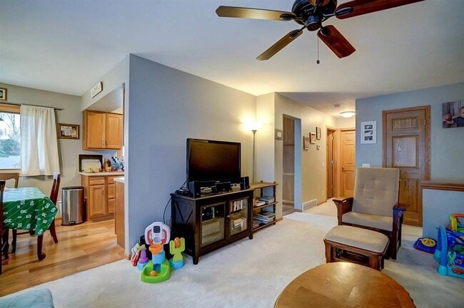 Photo - 211 S Jefferson St