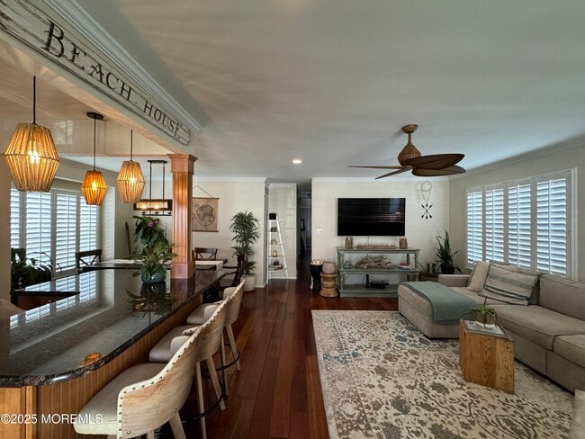 Photo - 1733 Melrose Ave