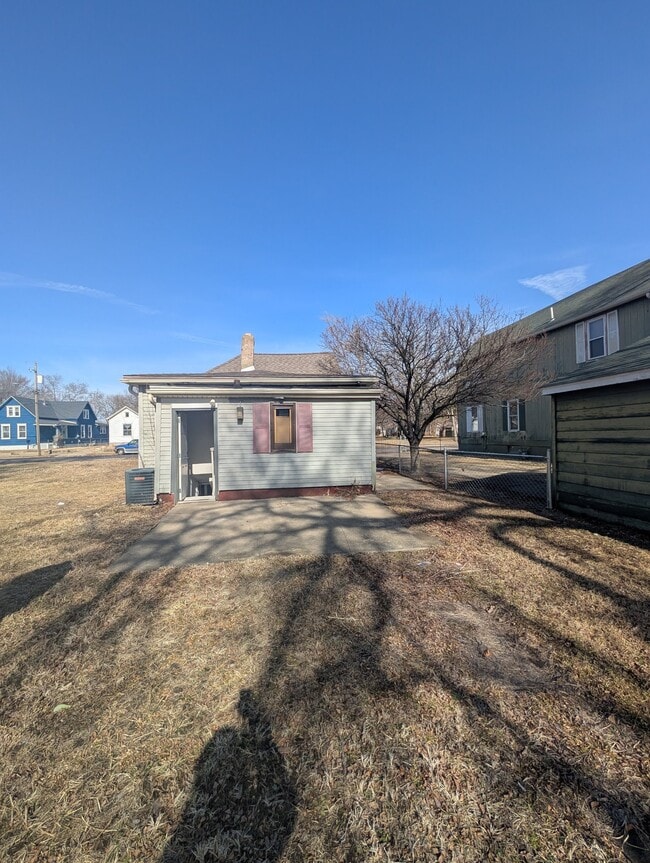 Photo - 2116 W Garden St