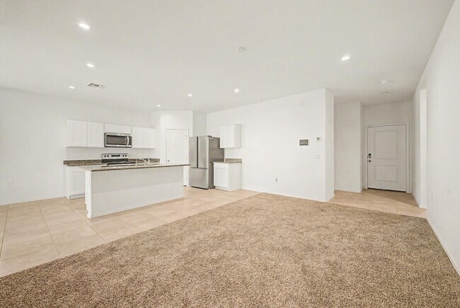 Photo - 1566 E Fletcher Dr