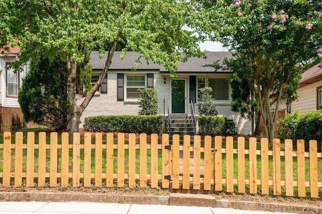 Photo - 1006 S Douglas Ave