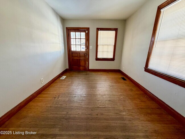 Photo - 1106 Oleanda Ave