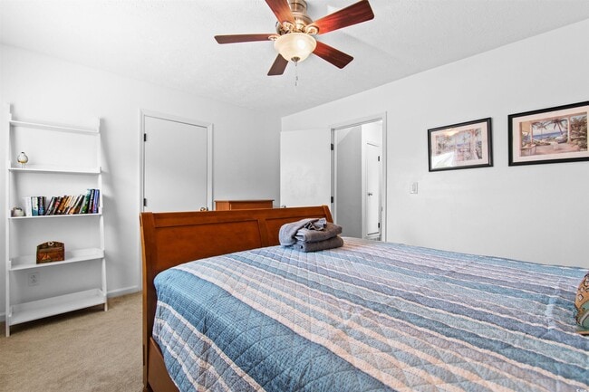 Photo - 605B 17th Ave S