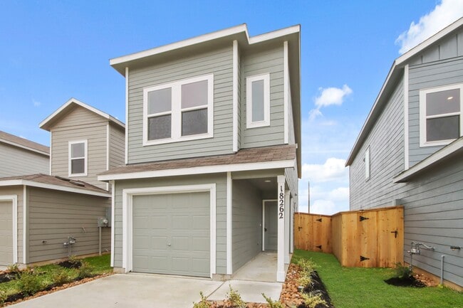Photo - 18262 Via Aurelia Dr