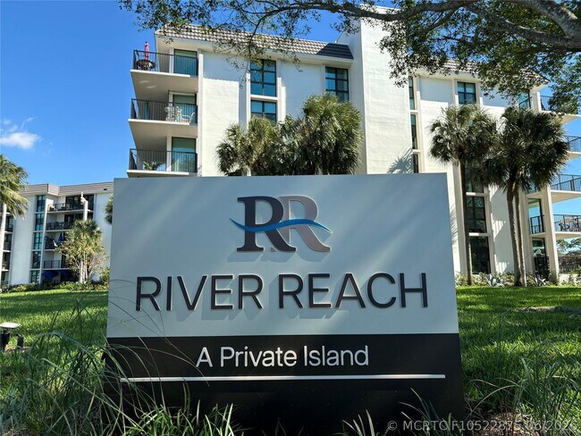 Photo - 900 River Reach Dr Unit 216