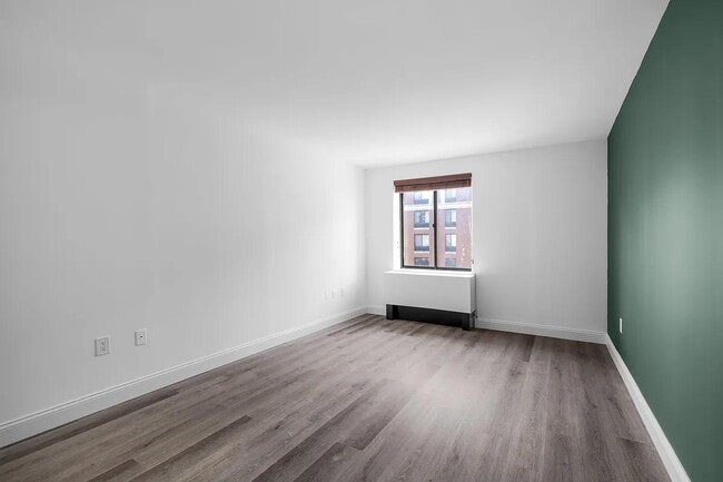 Photo - 280 Rector Pl