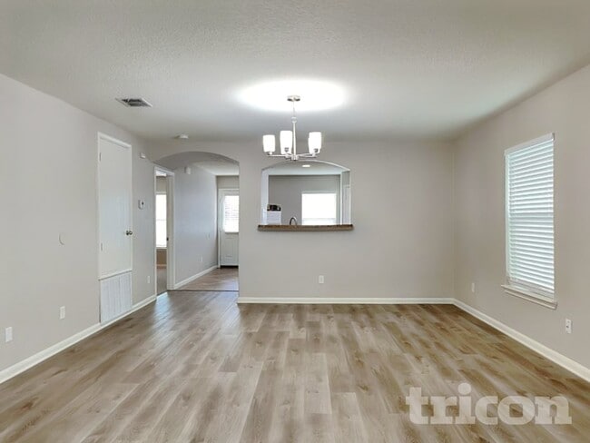 Photo - 5118 Badland Beacon