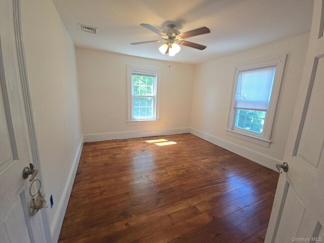 Photo - 145 W Main St