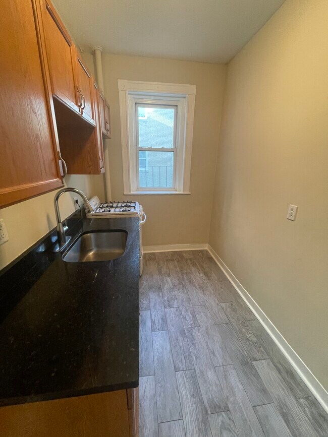 Building Photo - 51 Saint Stephen St Rental
