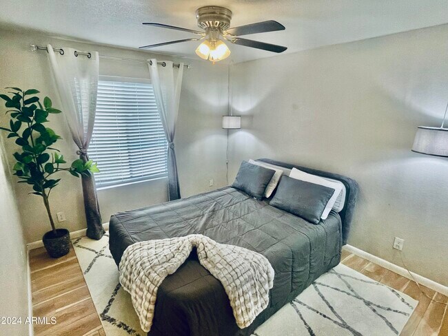 Photo - 5995 N 78th St Apartamento Unidad 1055