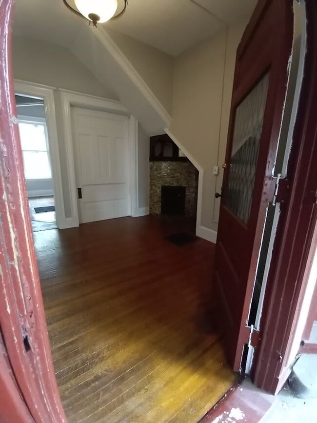 Photo - 415 Belgravia Ct Unit 1