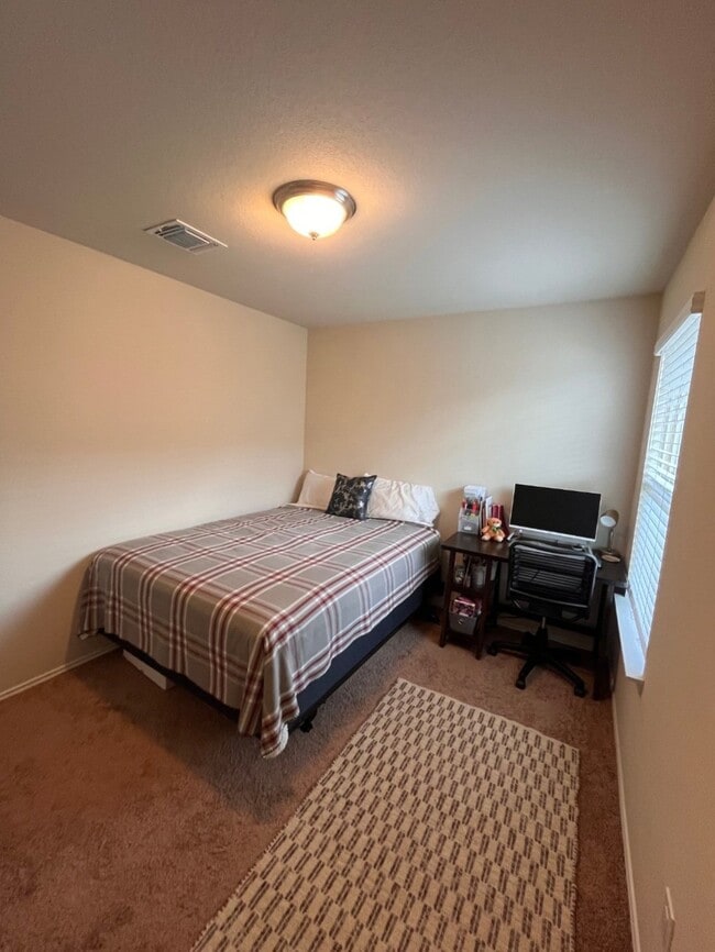 Photo - 3116 Keathley Dr