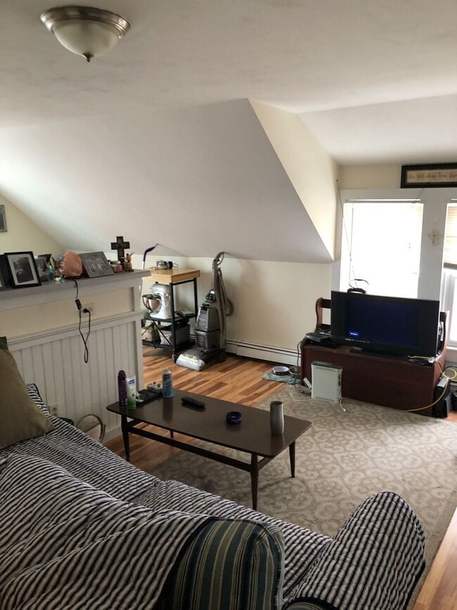 Photo - 17 Uni Unit 17 Uni #3