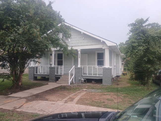 Building Photo - 1829 Kelly St Rental