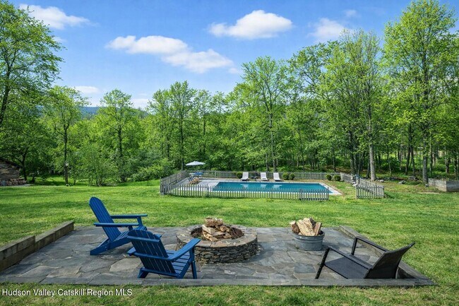 48 Oak Rd