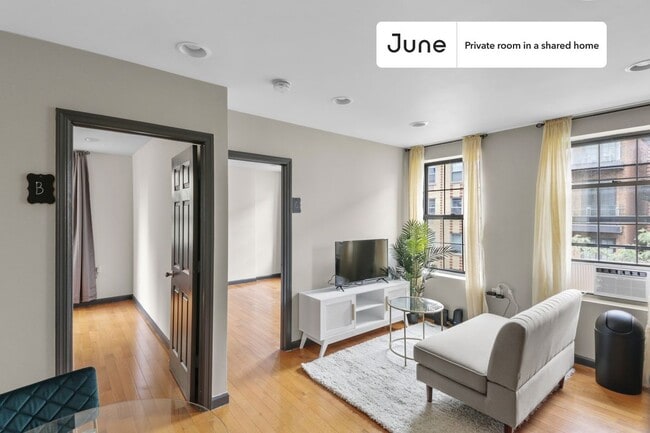Room in Shared 3 bed/1 bath home in East Village