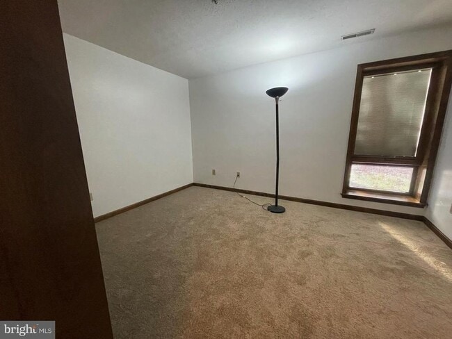 Photo - 44790 Locust Ridge Ct Unit 4B