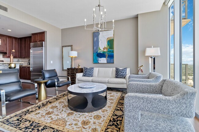 Photo - 610 E Market St