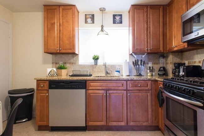 Photo - 17 Oxford Cir Unit 17