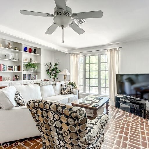 Photo - 650 S Golf Dr