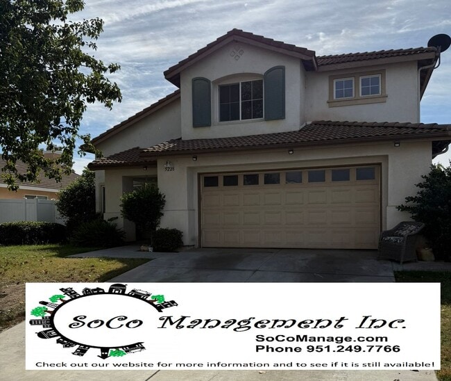 Building Photo - Spacious 4 bedroom / 3 Bathroom Jurupa Val...