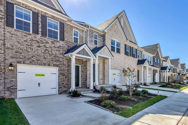 Building Photo - 5006 Dayflower Dr