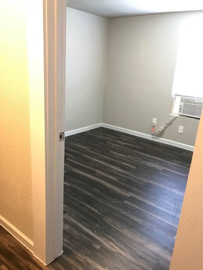 Photo - 214 W Republic St Unidad 1