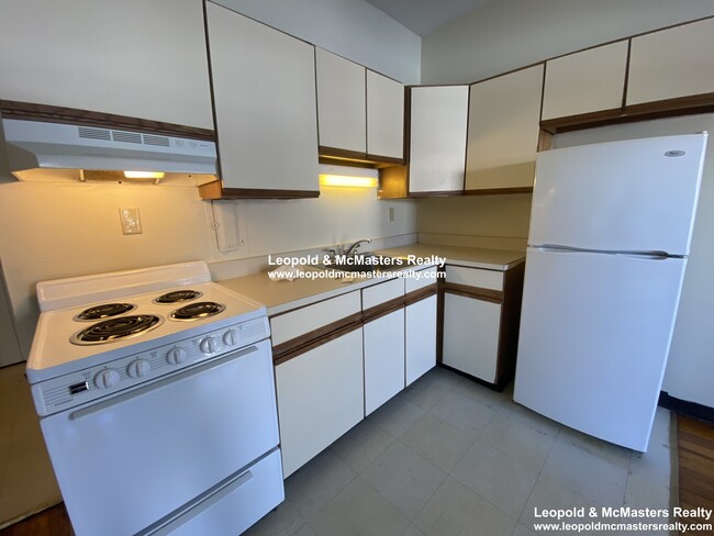 Photo - 1114 Commonwealth Ave