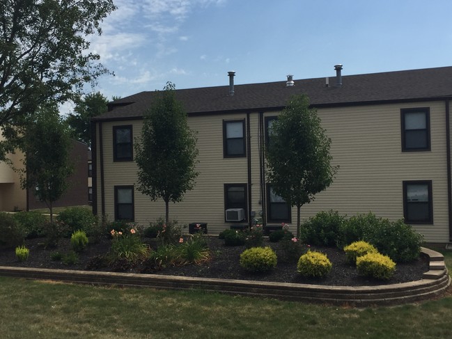 Vermilion Garden Apartments - Vermilion Garden Apartments