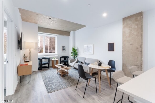 Photo - 10 Commerce Ct Unit 2J