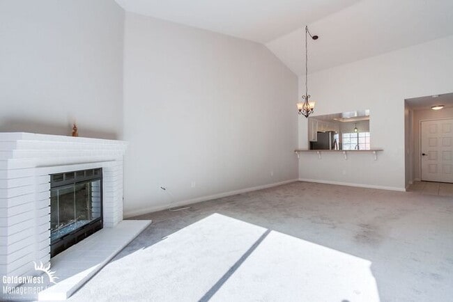 Photo - Charming 3Bdm 2Ba Condo in the Heart of Carlsbad - MI Special