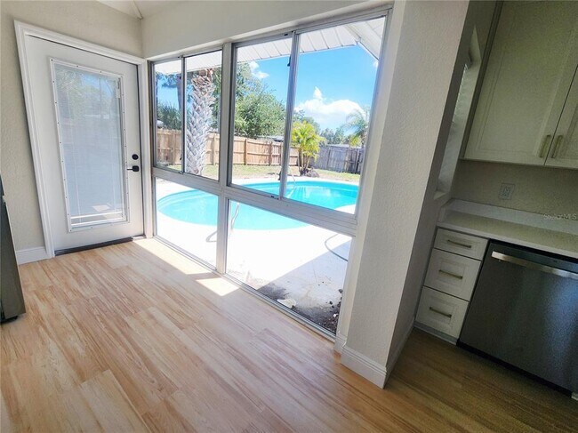 Photo - 2494 Del Rio Way