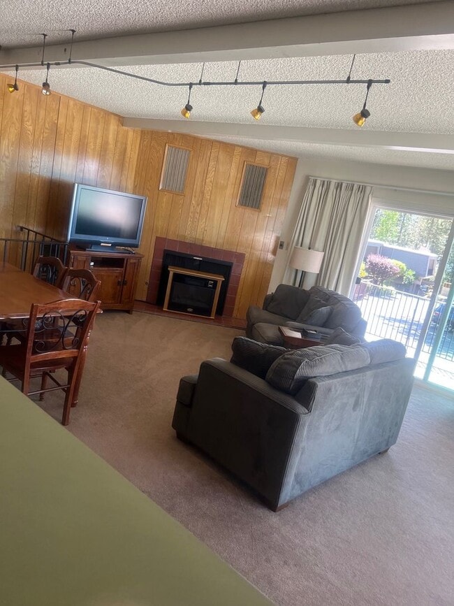 Photo - Chateau Du Lac condo available with Lakefront views and communty pool! A must see! Avail. for lon...