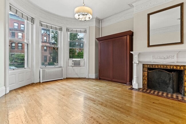 Photo - 394 Marlborough St Unit 3