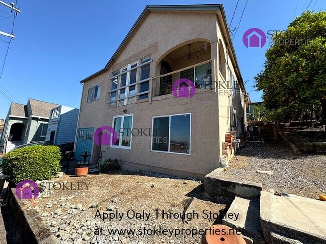 Building Photo - 1335 Francis St