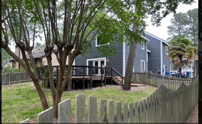 Photo - 2236 Sunvista Dr