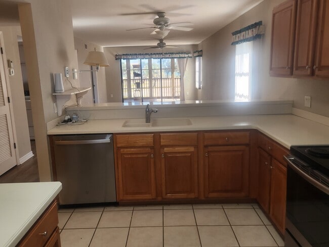 Photo - 175 Kings Hwy Unit 228