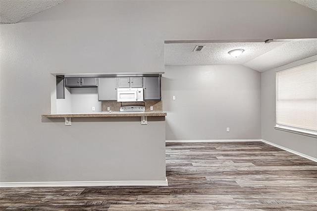 Photo - 636 Green Mountain Rd