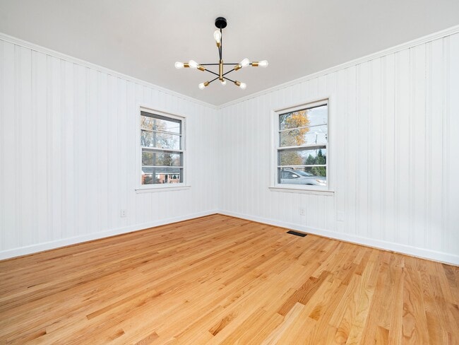 Photo - 2312 Sheffield Rd